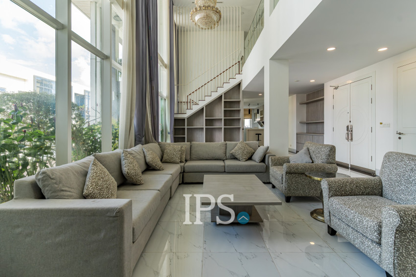 Duplex 5 Bedroom Serviced Penthouse For Rent - BKK1, Phnom Penh