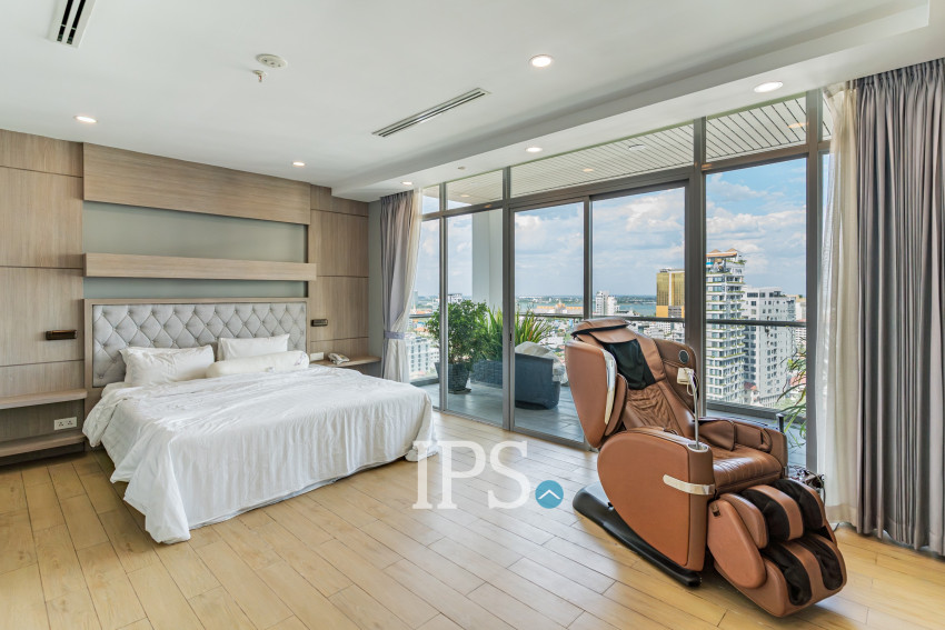 Duplex 5 Bedroom Serviced Penthouse For Rent - BKK1, Phnom Penh