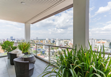 Duplex 5 Bedroom Serviced Penthouse For Rent - BKK1, Phnom Penh thumbnail