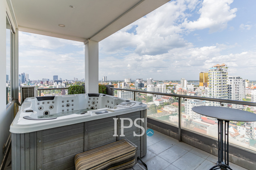 Duplex 5 Bedroom Serviced Penthouse For Rent - BKK1, Phnom Penh