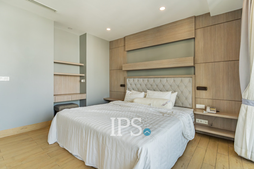 Duplex 5 Bedroom Serviced Penthouse For Rent - BKK1, Phnom Penh