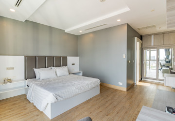 Duplex 5 Bedroom Serviced Penthouse For Rent - BKK1, Phnom Penh thumbnail