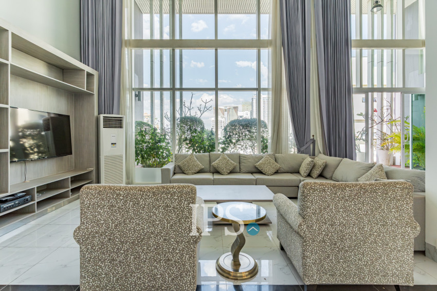 Duplex 5 Bedroom Serviced Penthouse For Rent - BKK1, Phnom Penh