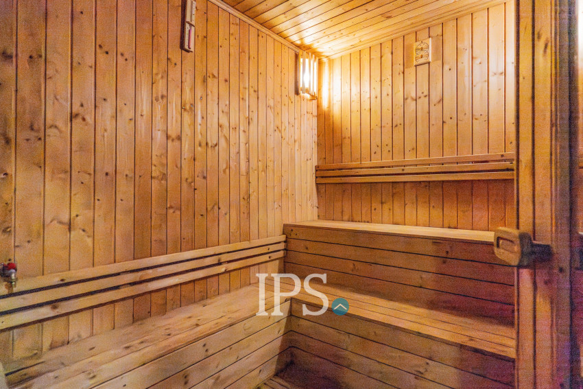 Duplex 5 Bedroom Serviced Penthouse For Rent - BKK1, Phnom Penh