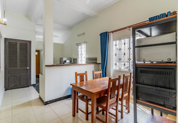 Renovated 2 Bedroom Apartment For Sale - Boeung Prolit, Phnom Penh thumbnail