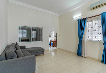 Renovated 2 Bedroom Apartment For Sale - Boeung Prolit, Phnom Penh thumbnail