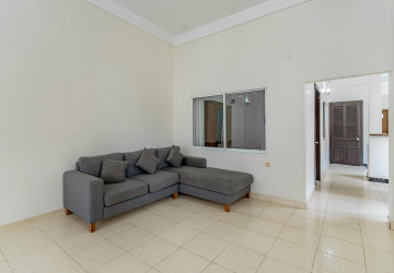 Renovated 2 Bedroom Apartment For Sale - Boeung Prolit, Phnom Penh thumbnail