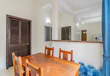 Renovated 2 Bedroom Apartment For Sale - Boeung Prolit, Phnom Penh thumbnail
