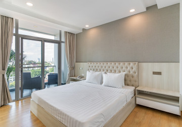 3 Bedroom Serviced Apartment For Rent - BKK1, Phnom Penh thumbnail