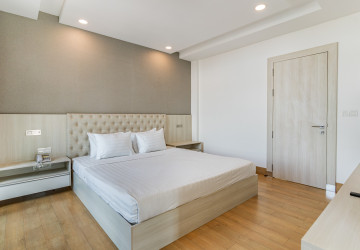 3 Bedroom Serviced Apartment For Rent - BKK1, Phnom Penh thumbnail