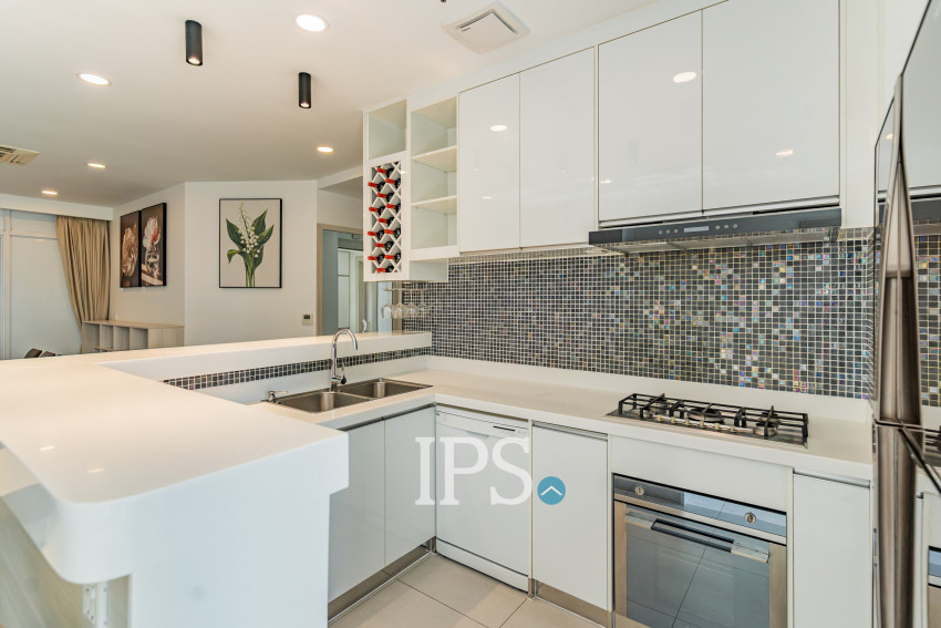 3 Bedroom Serviced Apartment For Rent - BKK1, Phnom Penh