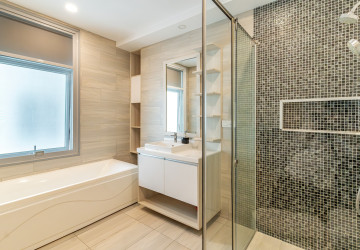 3 Bedroom Serviced Apartment For Rent - BKK1, Phnom Penh thumbnail