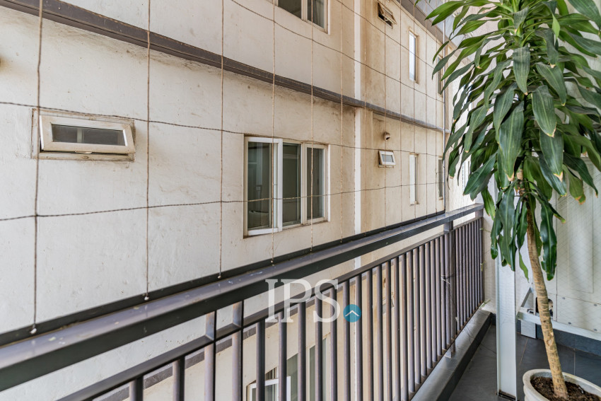 3 Bedroom Serviced Apartment For Rent - BKK1, Phnom Penh