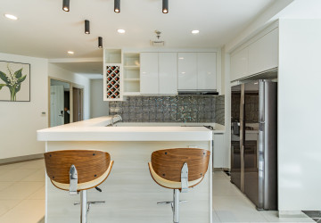 3 Bedroom Serviced Apartment For Rent - BKK1, Phnom Penh thumbnail