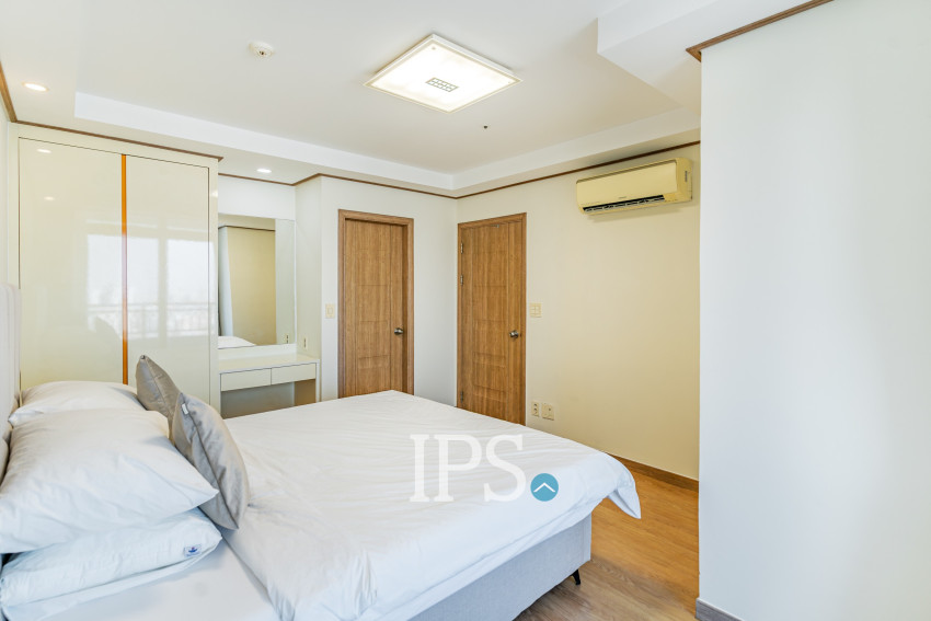 1 Bedroom Condo For Rent - DeCastle Royal, BKK1, Phnom Penh