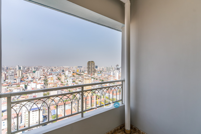 1 Bedroom Condo For Rent - DeCastle Royal, BKK1, Phnom Penh