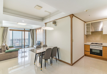 1 Bedroom Condo For Rent - DeCastle Royal, BKK1, Phnom Penh thumbnail