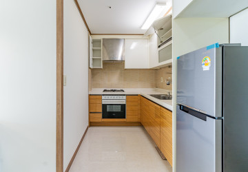 1 Bedroom Condo For Rent - DeCastle Royal, BKK1, Phnom Penh thumbnail