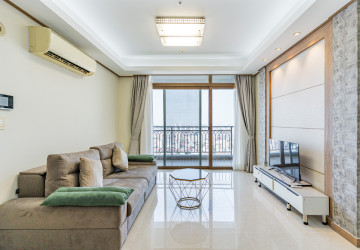 1 Bedroom Condo For Rent - DeCastle Royal, BKK1, Phnom Penh thumbnail