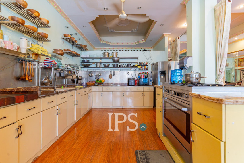 Renovated 1 Bedroom Apartment For Sale - Ou Ruessei 2, Phnom Penh