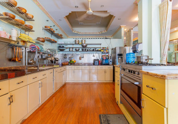 Renovated 1 Bedroom Apartment For Sale - Ou Ruessei 2, Phnom Penh thumbnail