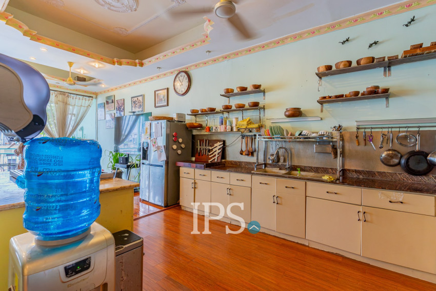 Renovated 1 Bedroom Apartment For Sale - Ou Ruessei 2, Phnom Penh