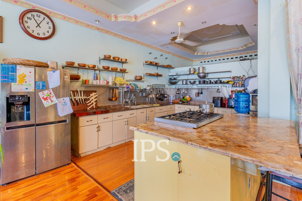 Renovated 1 Bedroom Apartment For Sale - Ou Ruessei 2, Phnom Penh - Image 10