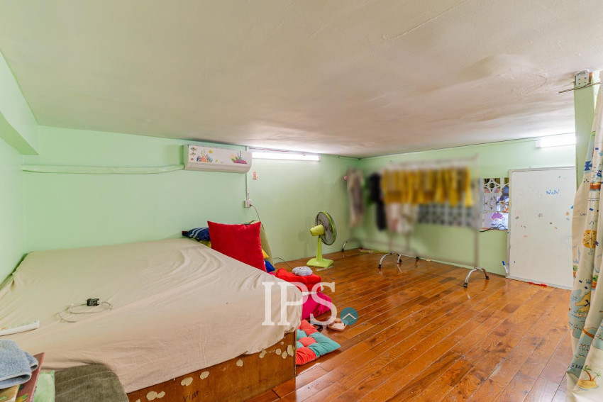 Renovated 1 Bedroom Apartment For Sale - Ou Ruessei 2, Phnom Penh