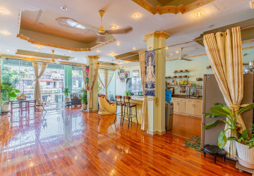 Renovated 1 Bedroom Apartment For Sale - Ou Ruessei 2, Phnom Penh thumbnail