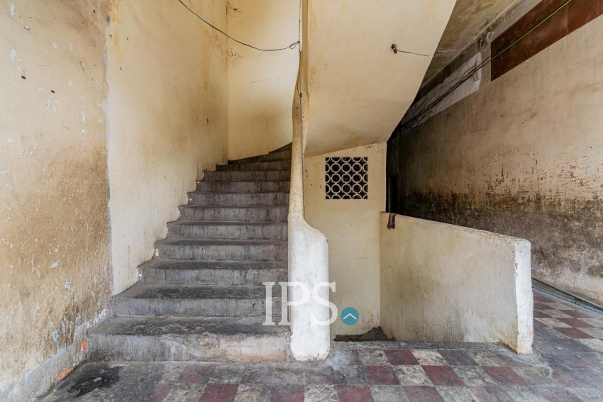 Renovated 1 Bedroom Apartment For Sale - Ou Ruessei 2, Phnom Penh