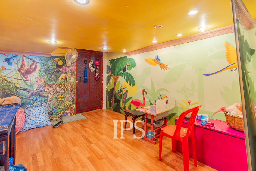 Renovated 1 Bedroom Apartment For Sale - Ou Ruessei 2, Phnom Penh