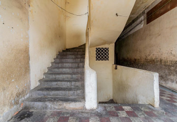 Renovated 1 Bedroom Apartment For Sale - Ou Ruessei 2, Phnom Penh thumbnail