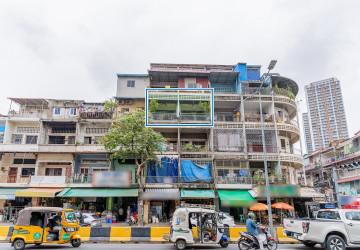 Renovated 1 Bedroom Apartment For Sale - Ou Ruessei 2, Phnom Penh thumbnail