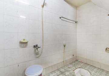 68 Sqm Retail Space  For Rent - Phsar Daeum Thkov, Phnom Penh thumbnail