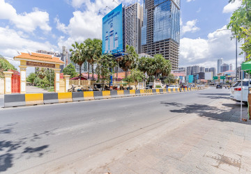 68 Sqm Retail Space  For Rent - Phsar Daeum Thkov, Phnom Penh thumbnail