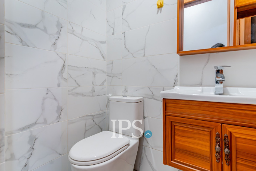 5 Bedroom Shophouse For Rent - Tonle Bassac, Phnom Penh