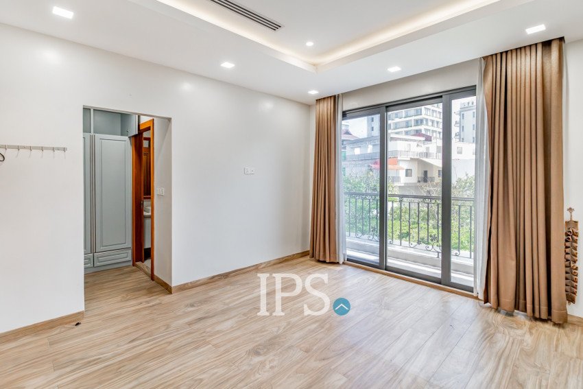 5 Bedroom Shophouse For Rent - Tonle Bassac, Phnom Penh