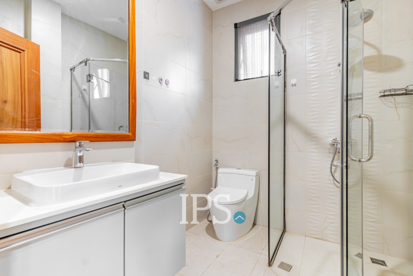 5 Bedroom Shophouse For Rent - Tonle Bassac, Phnom Penh