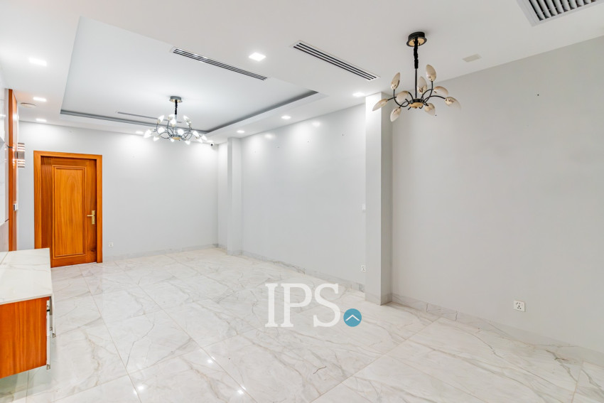 5 Bedroom Shophouse For Rent - Tonle Bassac, Phnom Penh