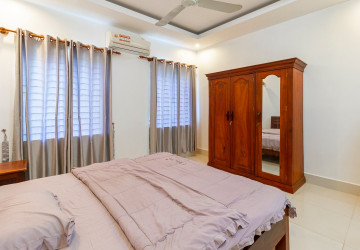 1 Bedroom Apartment For Rent - Sala Kamruek, Siem Reap thumbnail