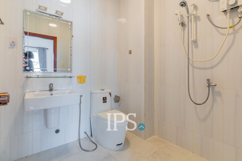 4 Bedroom Shophouse For Sale - Bassac Garden City, Tonle Bassac, Phnom Penh