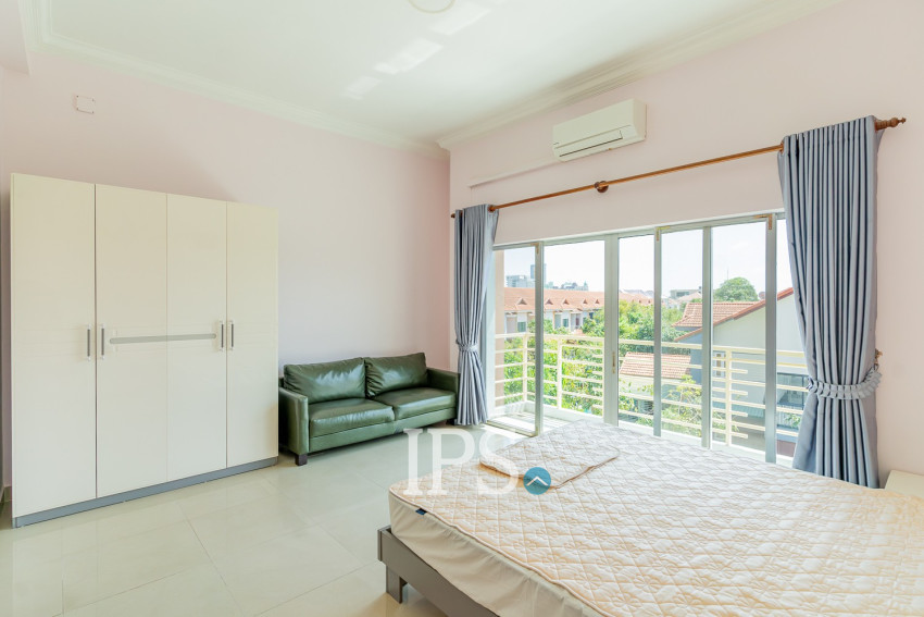 4 Bedroom Shophouse For Sale - Bassac Garden City, Tonle Bassac, Phnom Penh