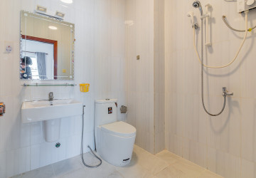 4 Bedroom Shophouse For Sale - Bassac Garden City, Tonle Bassac, Phnom Penh thumbnail