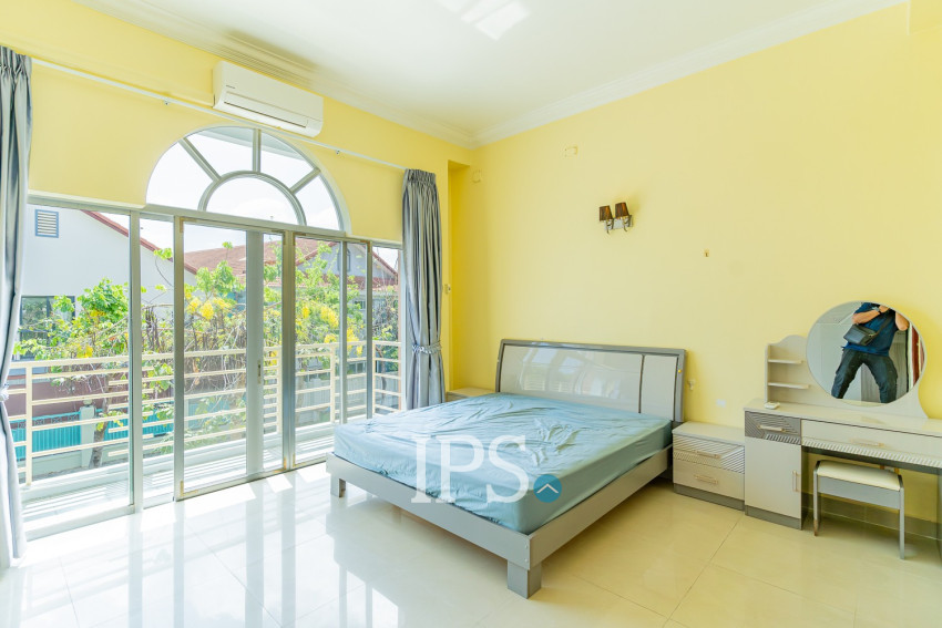 4 Bedroom Shophouse For Sale - Bassac Garden City, Tonle Bassac, Phnom Penh