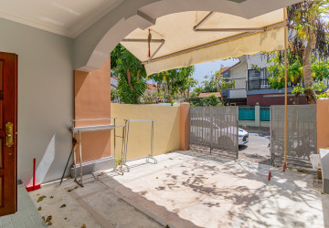 4 Bedroom Shophouse For Sale - Bassac Garden City, Tonle Bassac, Phnom Penh thumbnail