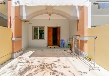 4 Bedroom Shophouse For Sale - Bassac Garden City, Tonle Bassac, Phnom Penh thumbnail