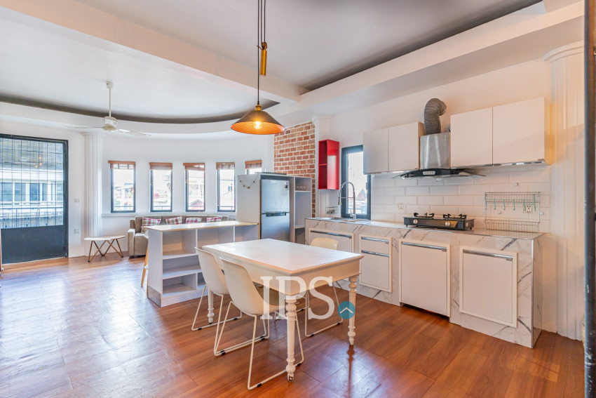 Renovated 3 Bedroom Apartment For Sale - Phsar Kandal 1, Phnom Penh