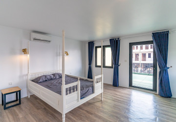 Renovated 3 Bedroom Apartment For Sale - Phsar Kandal 1, Phnom Penh thumbnail