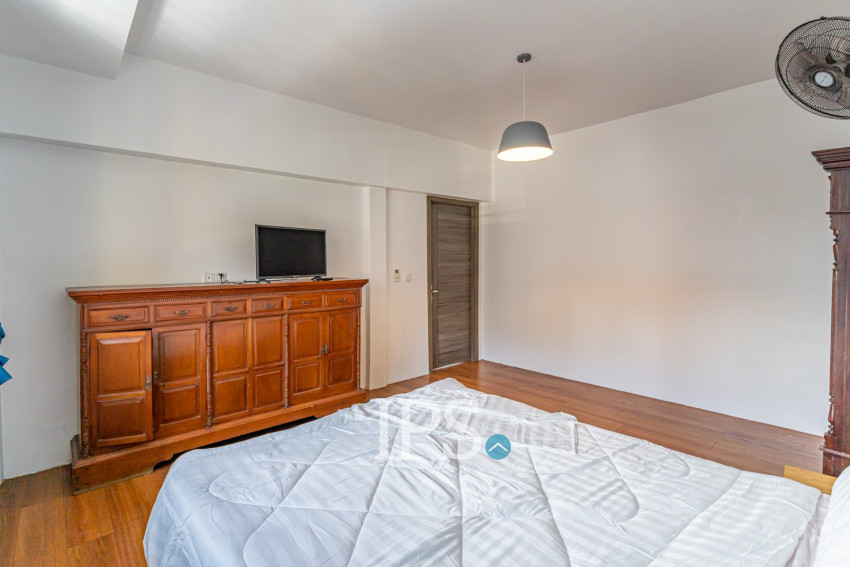 Renovated 3 Bedroom Apartment For Sale - Phsar Kandal 1, Phnom Penh