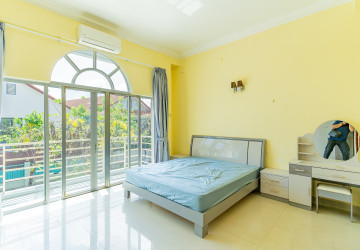 4 Bedroom Shophouse For Rent - Bassac Garden City, Tonle Bassac, Phnom Penh thumbnail